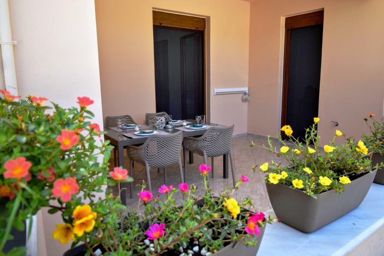 Petite Palace Réthimno Kültér fotó